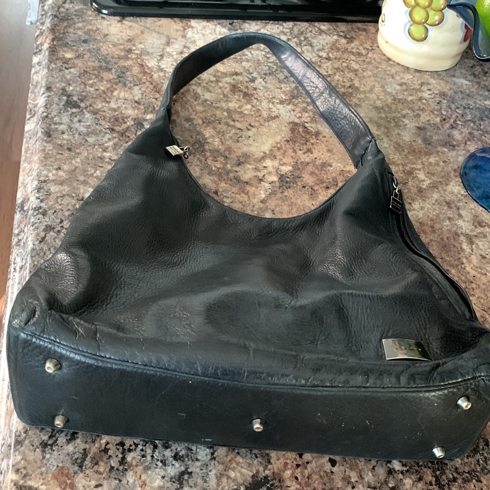 Perlina Leather Shoulder Bag - Picture 2 of 8
